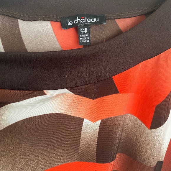 🌺Off the shoulder/one sleeve asymmetric top🌺 - Picture 4 of 4